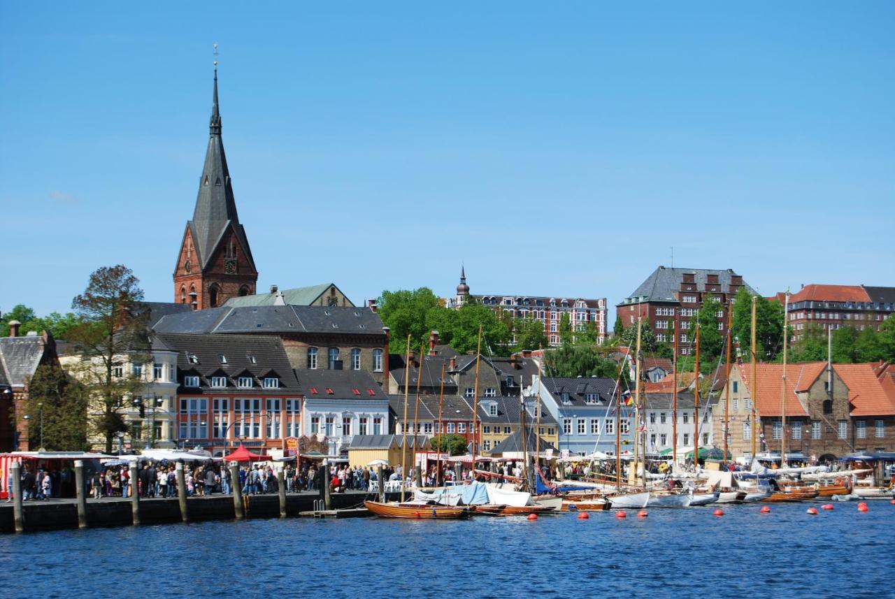 Haus Weitblick Morten เฟลนส์บวร์ก ภายนอก รูปภาพ